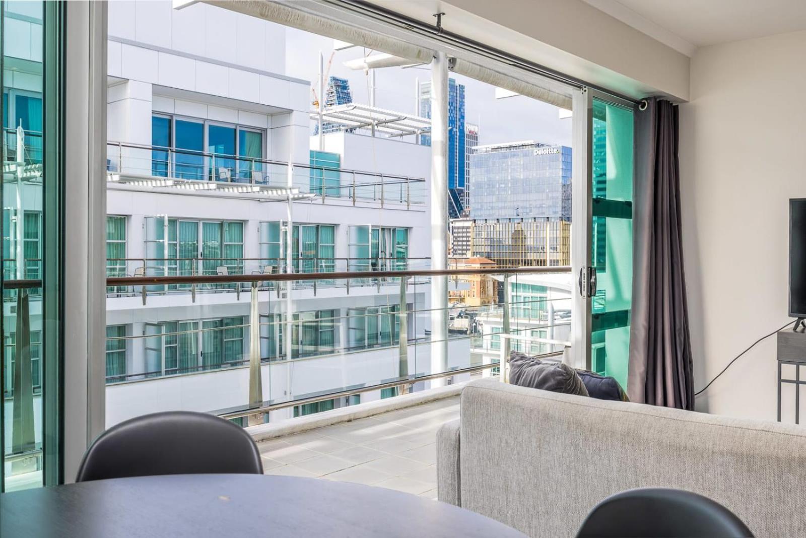 Beautiful Renovated 2 X Bdrm,Perfect Location Apartment Auckland Ngoại thất bức ảnh