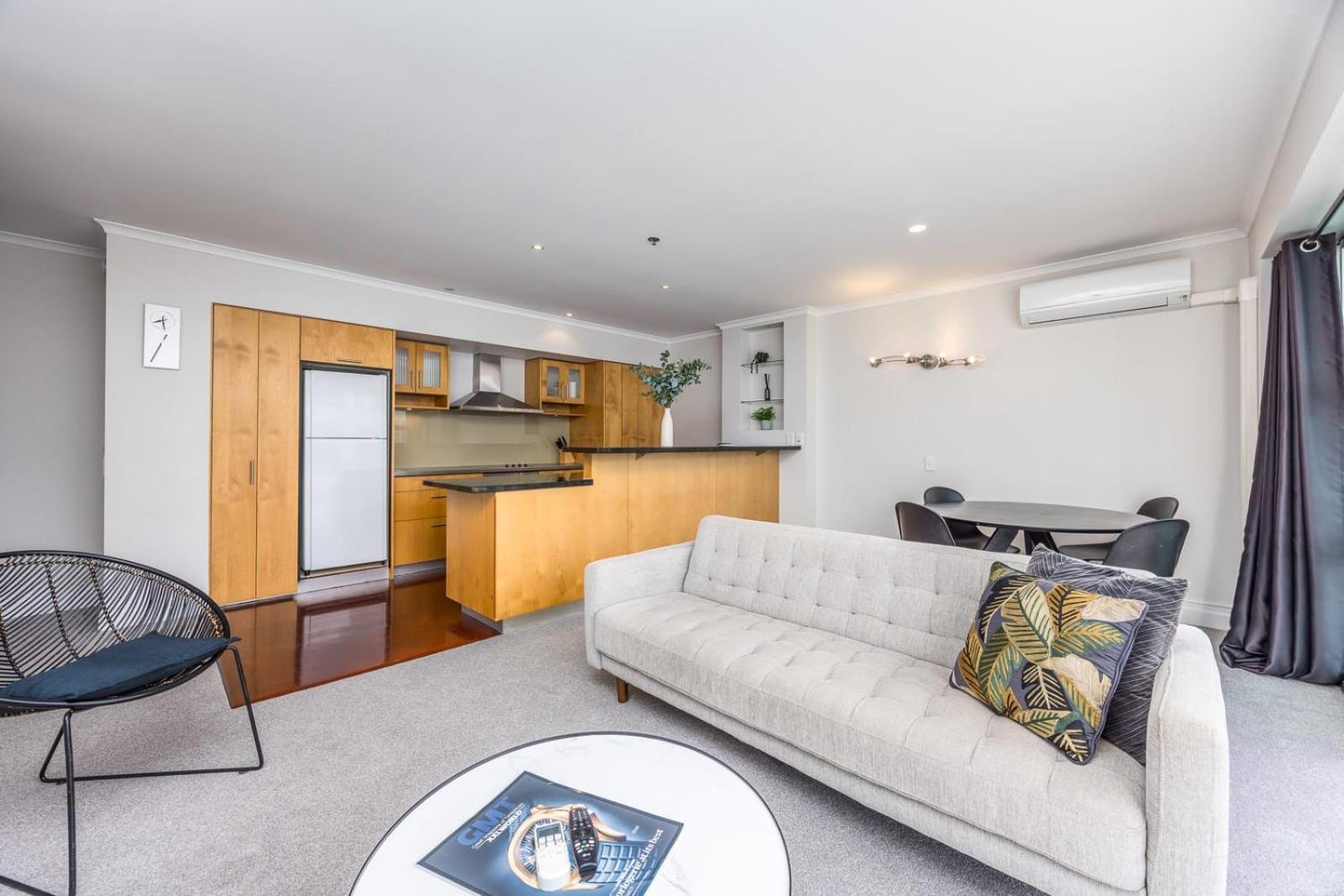 Beautiful Renovated 2 X Bdrm,Perfect Location Apartment Auckland Ngoại thất bức ảnh