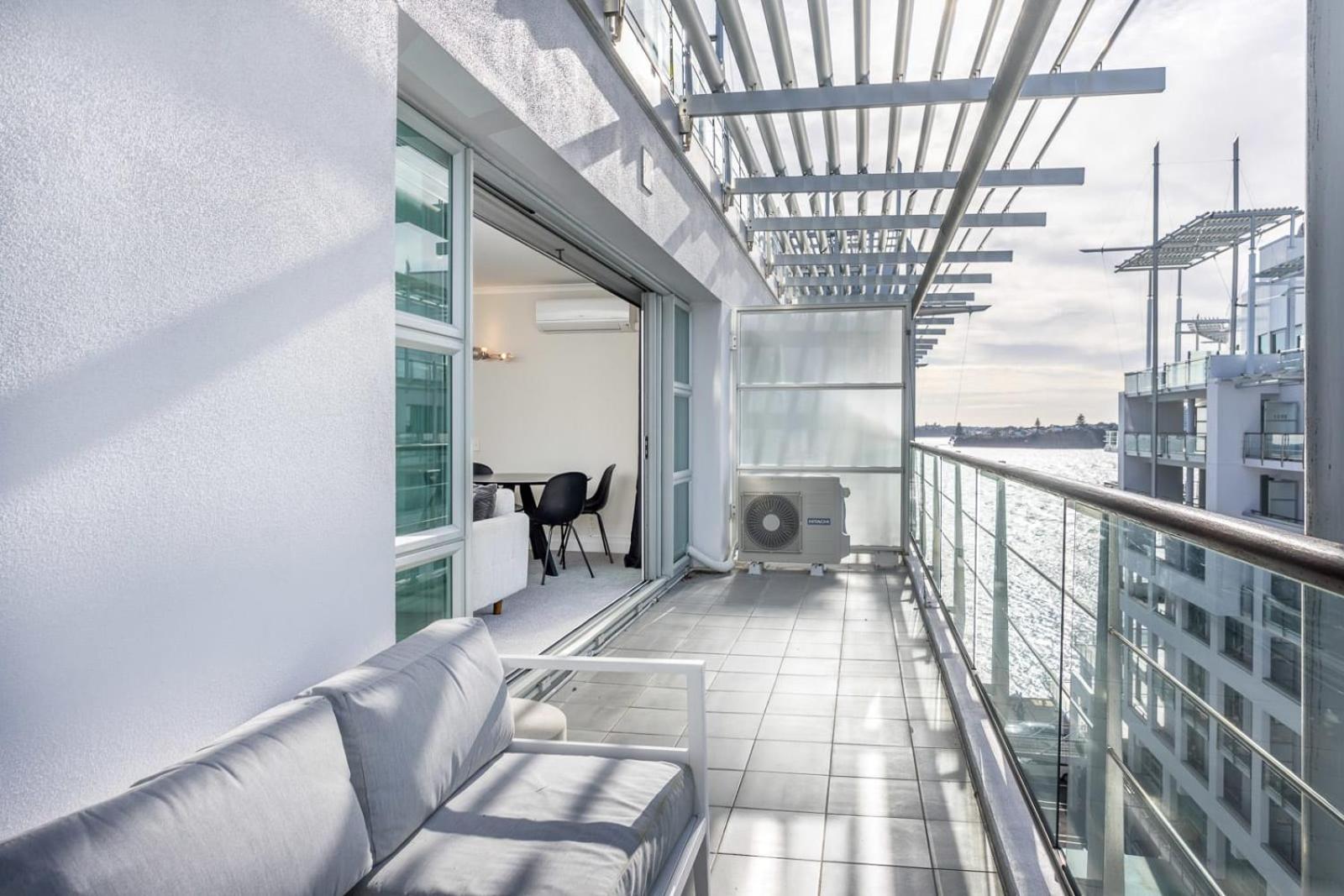 Beautiful Renovated 2 X Bdrm,Perfect Location Apartment Auckland Ngoại thất bức ảnh