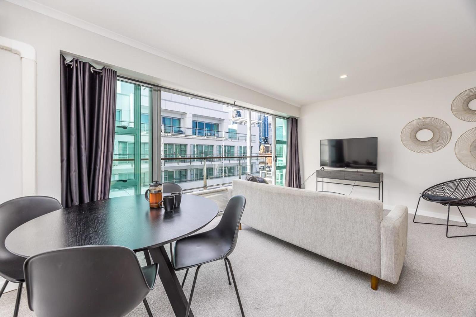Beautiful Renovated 2 X Bdrm,Perfect Location Apartment Auckland Ngoại thất bức ảnh